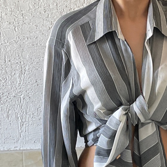 Monochrome Stripe Shirt - Picture 12 of 15